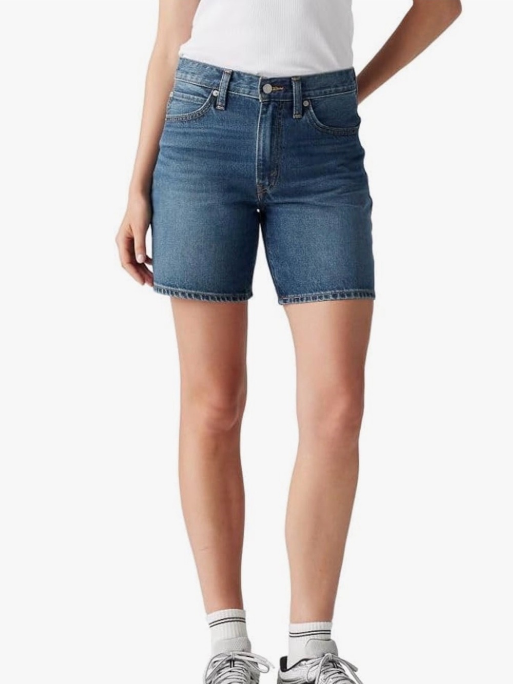 Levi’s Women’s 94 Baggy Shorts